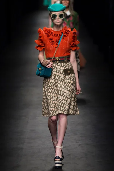 Look 6